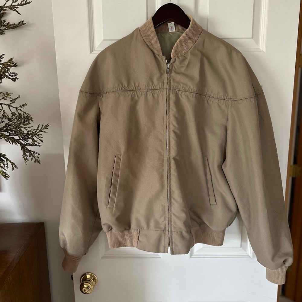 Vintage neutral light jacket Made in USA (men’s large)
